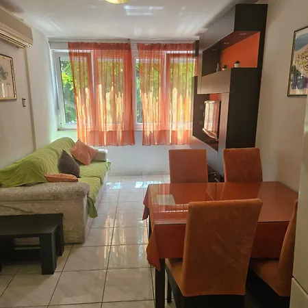 Apartman Nani *